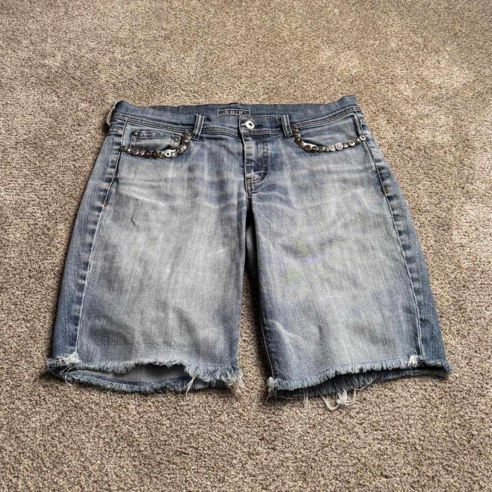 NOIR‎ SILVER STUD DENIM SHORTS